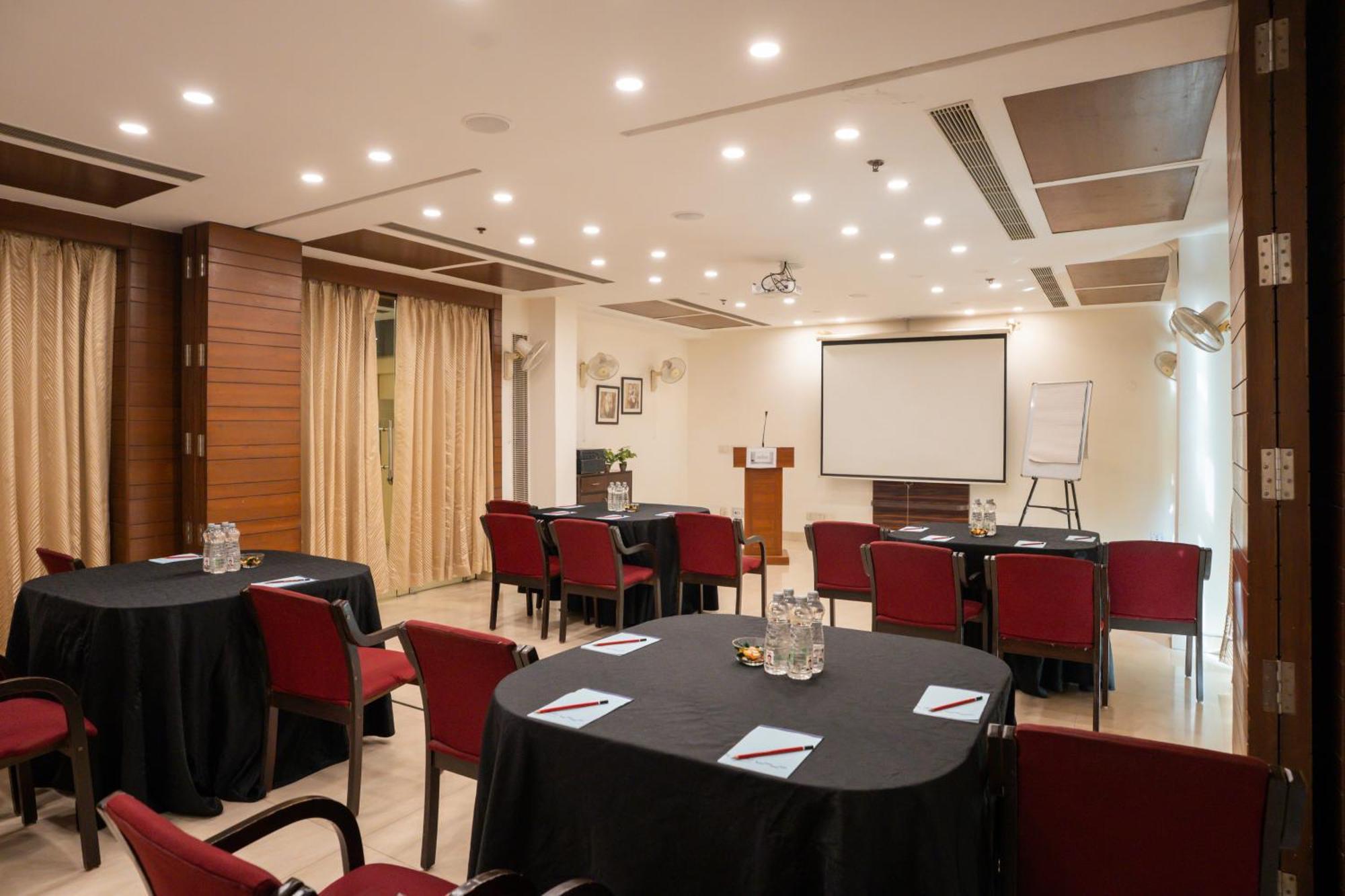 Ahuja Residency Cyber City II Γκουργκάον Εξωτερικό φωτογραφία